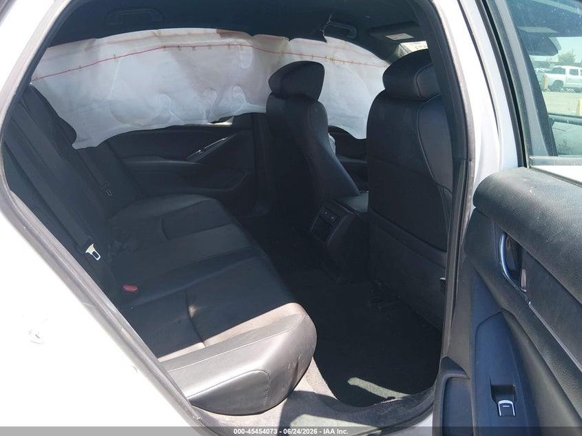 2022 HONDA ACCORD auction photo 8