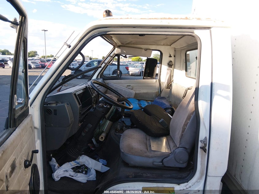 1992 Isuzu Npr VIN: JALC4B1K4N7002621 Lot: 45454092
