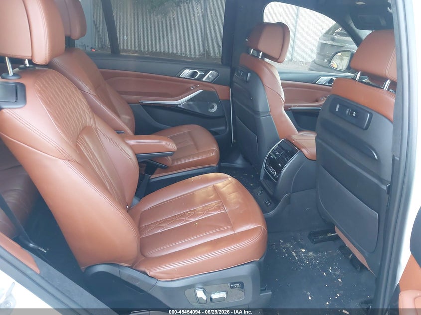 2021 BMW X7 M50I VIN: 5UXCX6C01M9E61735 Lot: 45454094