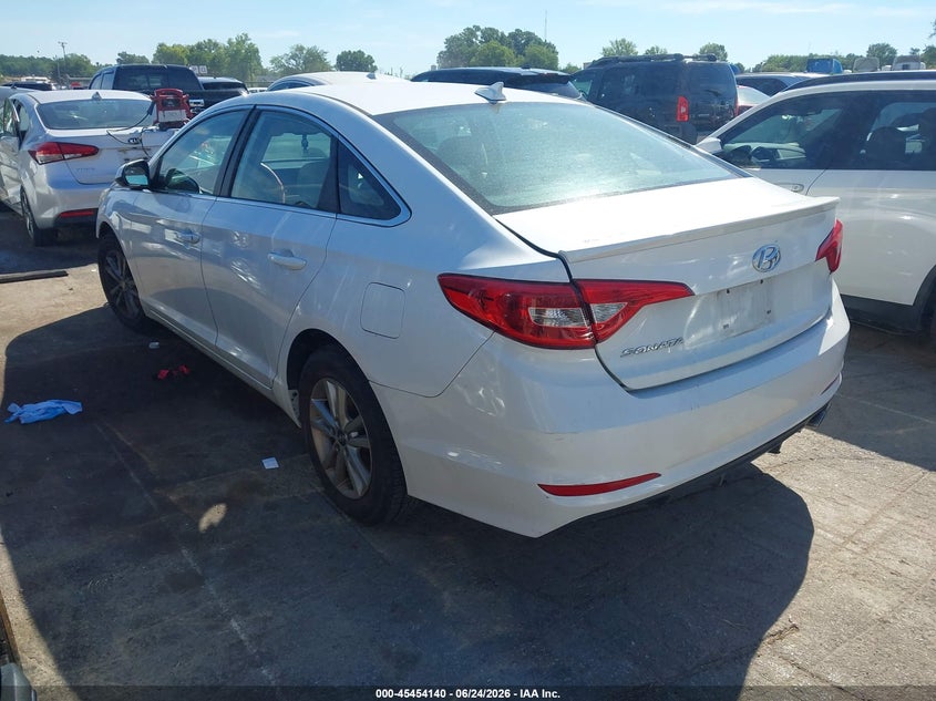 2015 HYUNDAI SONATA auction photo 3
