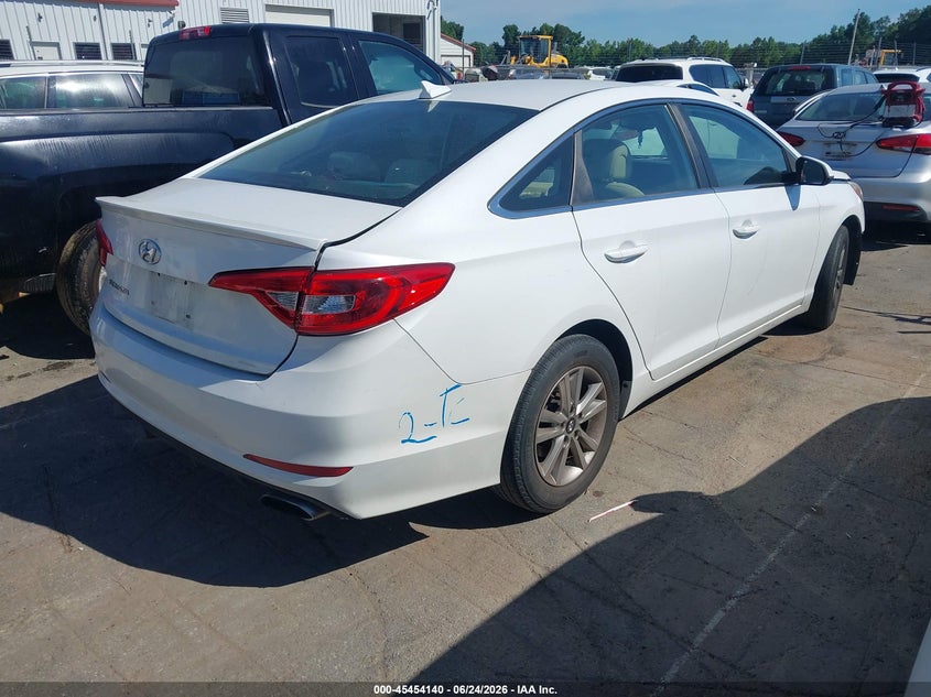 2015 HYUNDAI SONATA auction photo 4