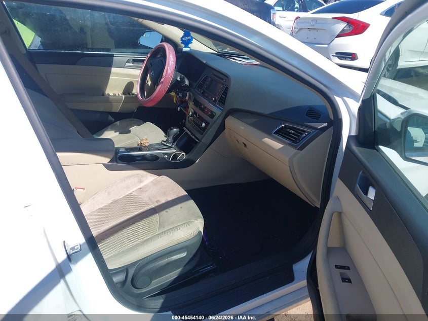 2015 HYUNDAI SONATA auction photo 5