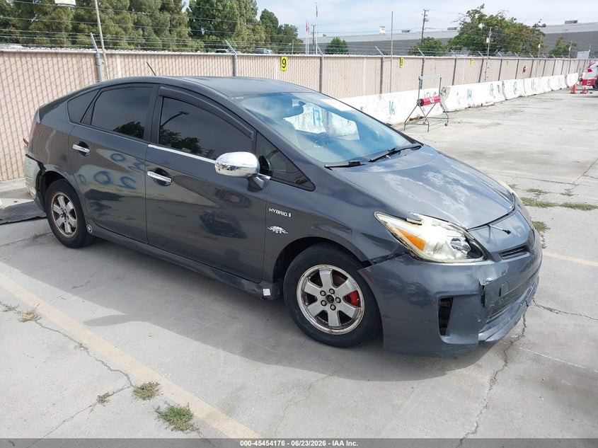 2013 TOYOTA PRIUS TWO