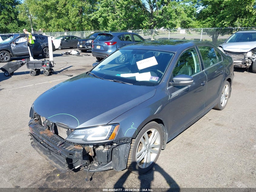 2015 VOLKSWAGEN JETTA auction photo 2