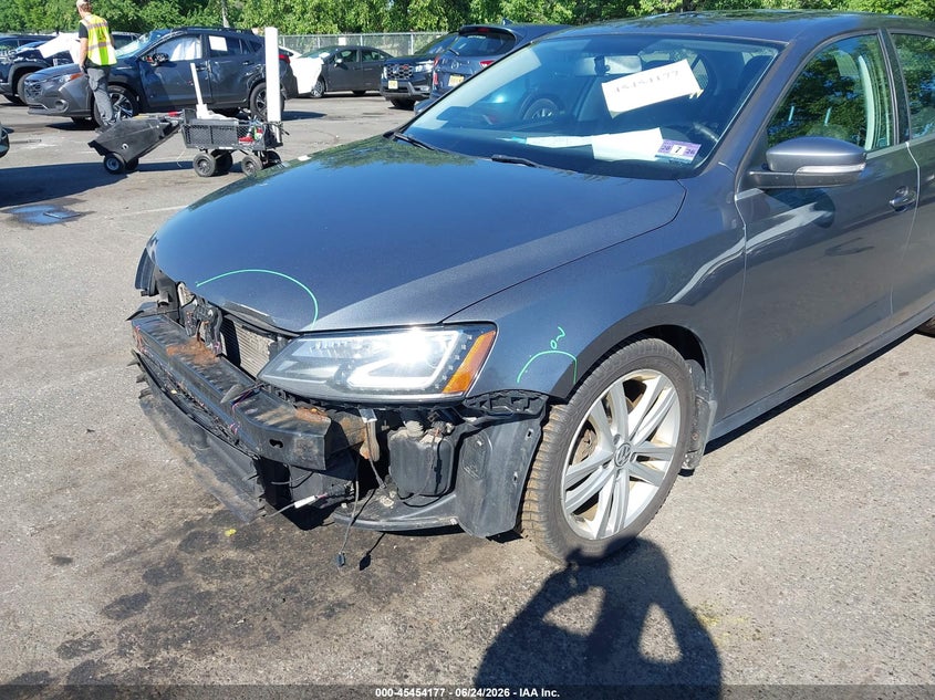 2015 VOLKSWAGEN JETTA auction photo 6