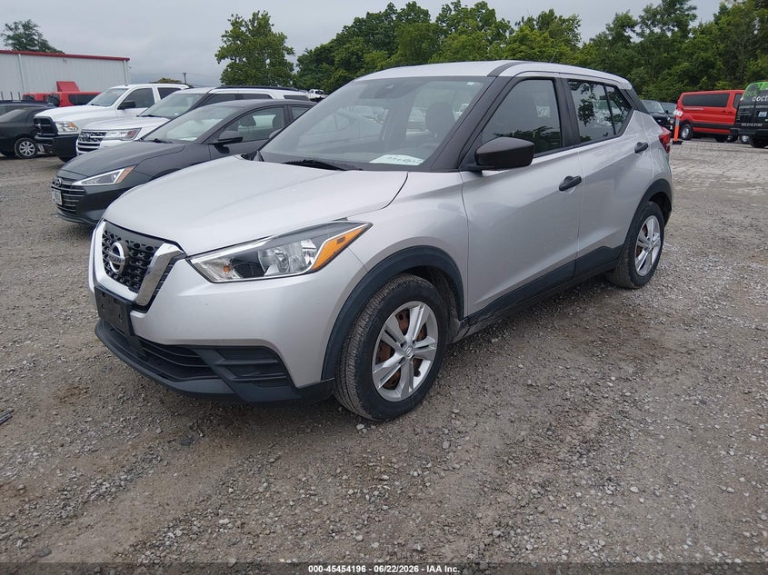 2020 NISSAN KICKS auction photo 2