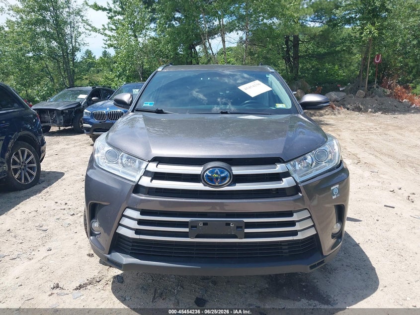 TOYOTA HIGHLANDER HYBRID - zdjęcie 13