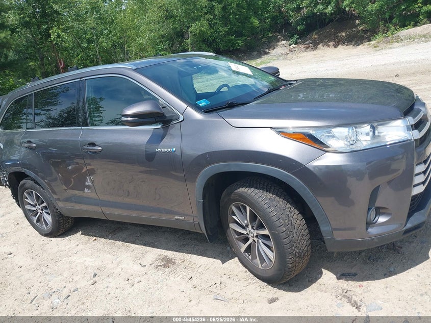 TOYOTA HIGHLANDER HYBRID - zdjęcie 14
