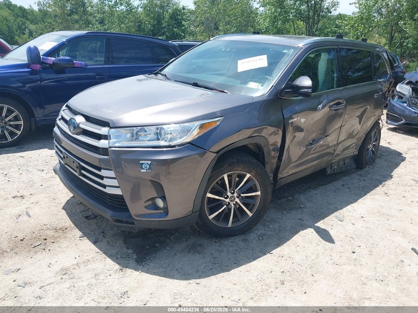 TOYOTA HIGHLANDER HYBRID - zdjęcie 2