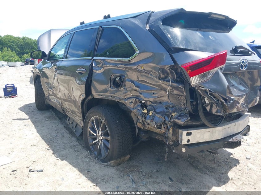 TOYOTA HIGHLANDER HYBRID - zdjęcie 6
