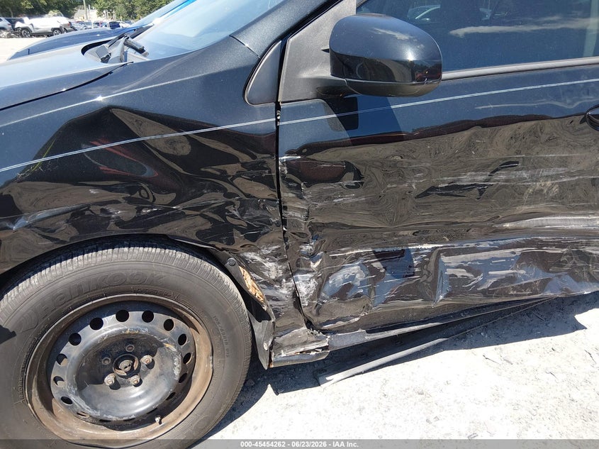 2016 TOYOTA COROLLA auction photo 6