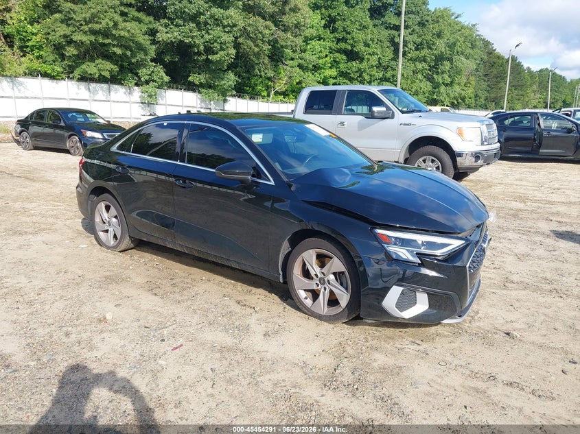 Vin: wauaudgy5pa144107, lot: 45952404, audi a3 premium 40 tfsi front-wheel drive s tronic 2023 img_1