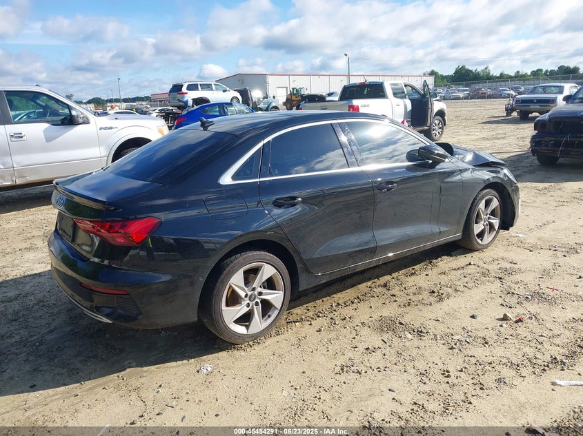 Vin: wauaudgy5pa144107, lot: 45952404, audi a3 premium 40 tfsi front-wheel drive s tronic 20234