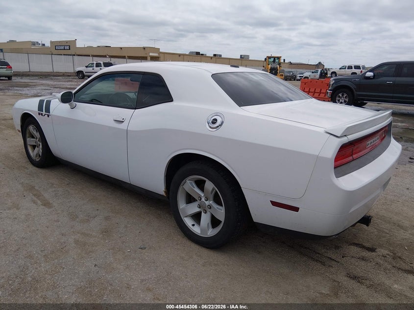 Vin: 2c3cdybtxdh587725, lot: 45952419, dodge challenger r/t 20133