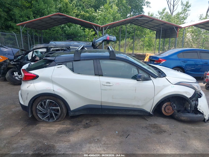 TOYOTA C-HR - zdjęcie 13