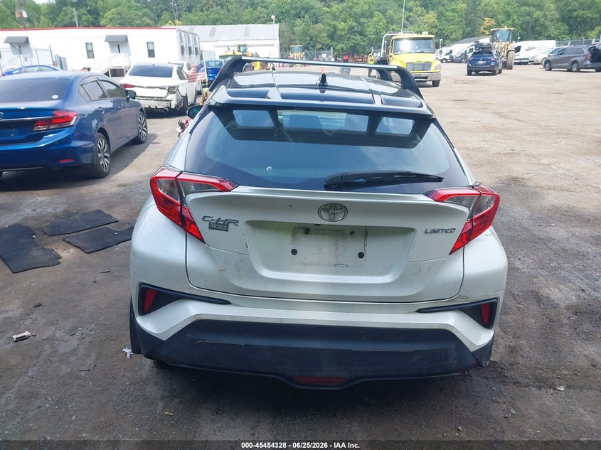 TOYOTA C-HR - zdjęcie 16