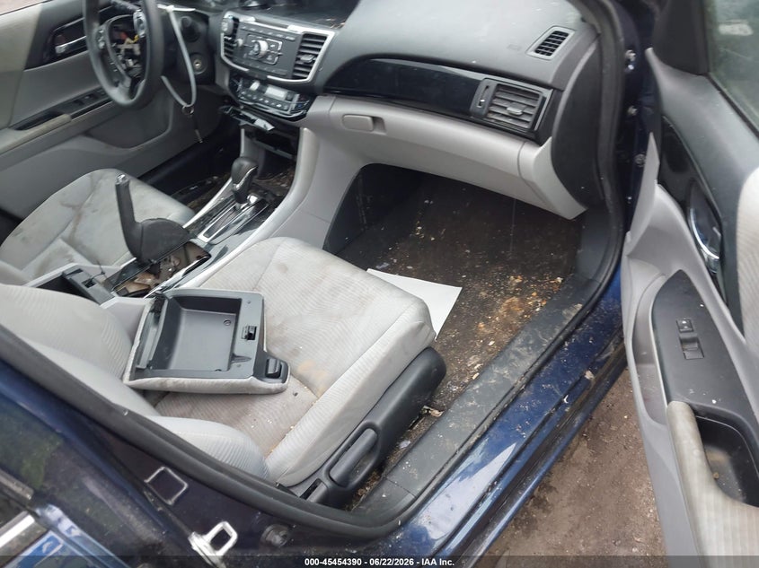 2016 HONDA ACCORD auction photo 5