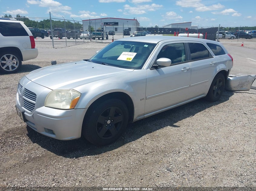 2006 DODGE MAGNUM auction photo 2