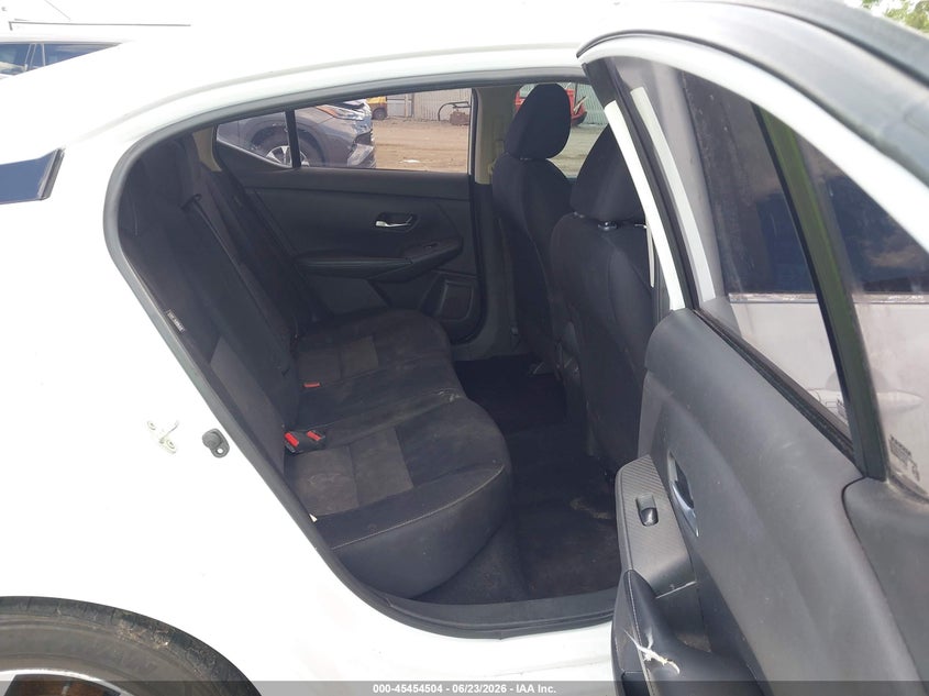 2021 NISSAN SENTRA auction photo 8