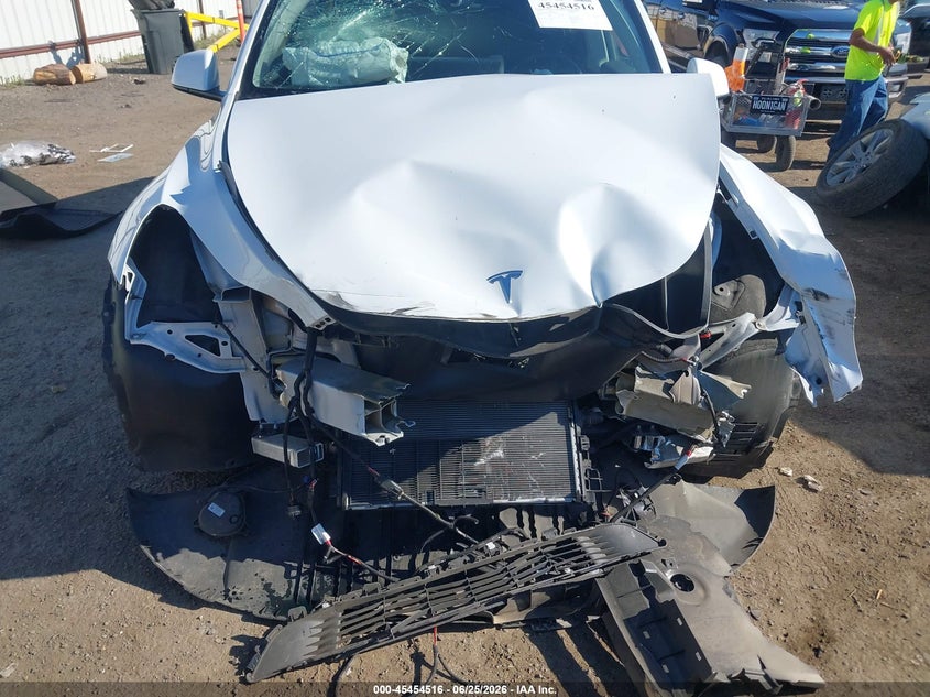 2024 TESLA MODEL Y auction photo 6