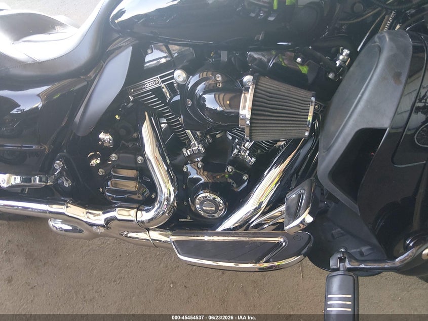 2016 Harley-Davidson Flhxse Cvo Street Glide VIN: 1HD1PXN14GB950546 Lot: 45454537