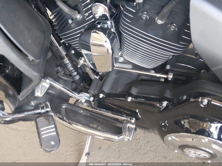 2016 Harley-Davidson Flhxse Cvo Street Glide VIN: 1HD1PXN14GB950546 Lot: 45454537