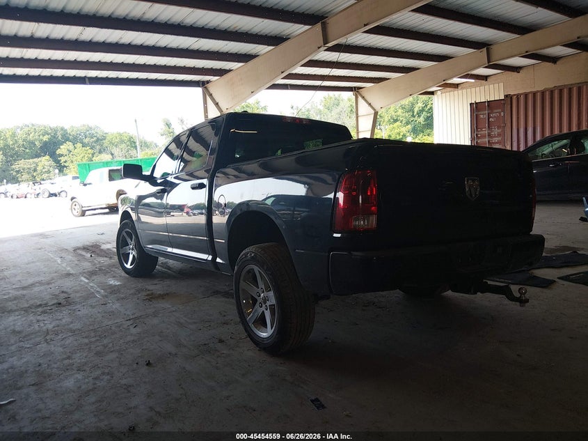 Vin: 1c6rr6kt2ds702989, lot: 45952672, ram 1500 express 20133