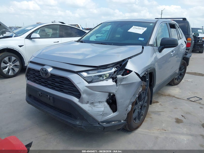 2024 Toyota RAV 4, Front & Rear, IAAI, VIN 2T3F1RFV3RW412355 — photo 2