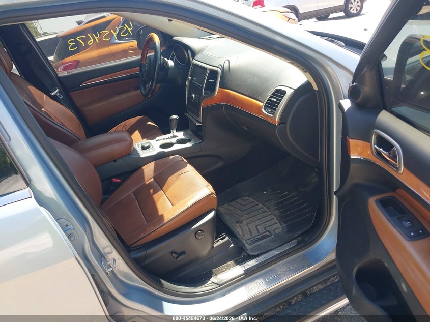 2012 JEEP GRAND CHEROKEE SPORT UTILITY VEHICLE 5.7L V-8 VVT, 360HP
