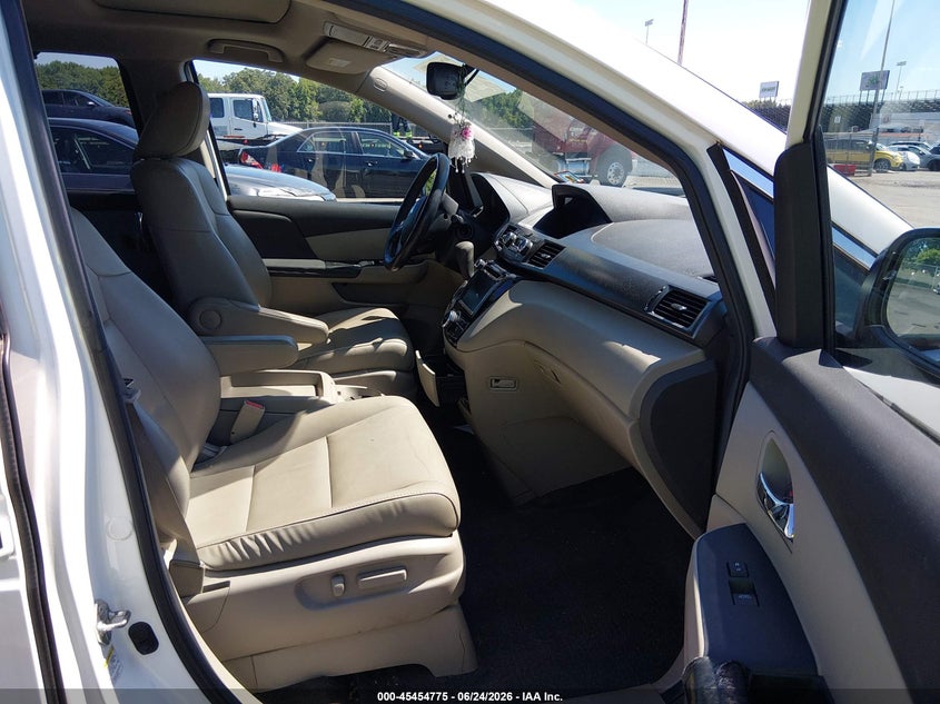 2014 HONDA ODYSSEY auction photo 5