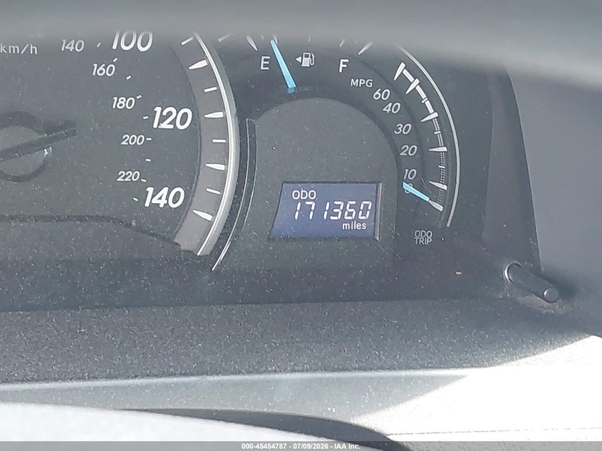 2013 TOYOTA CAMRY auction photo 7