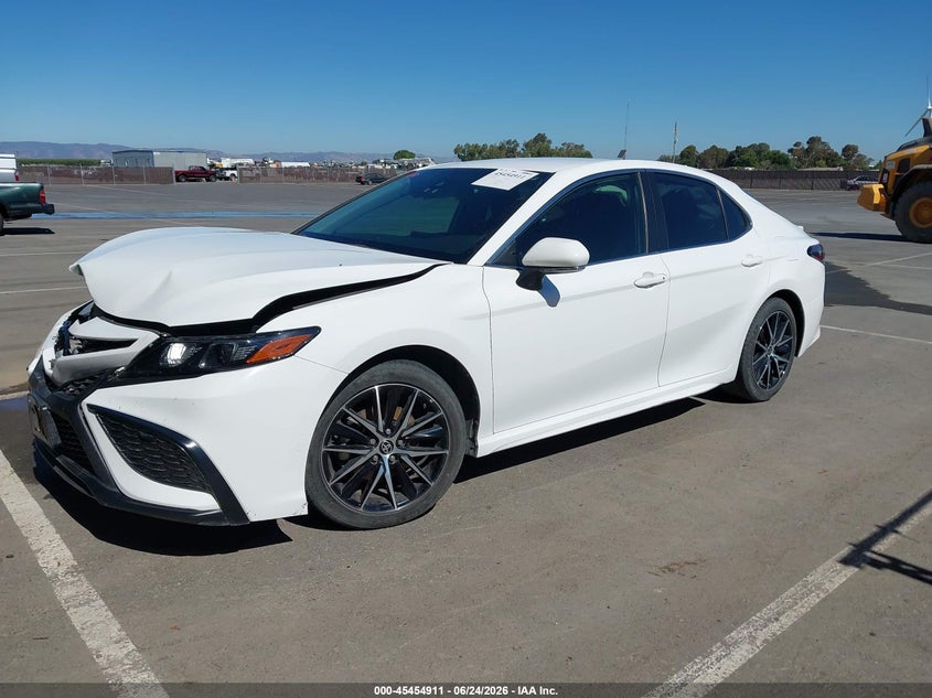 2023 TOYOTA CAMRY auction photo 2