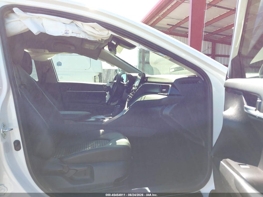 2023 TOYOTA CAMRY auction photo 5