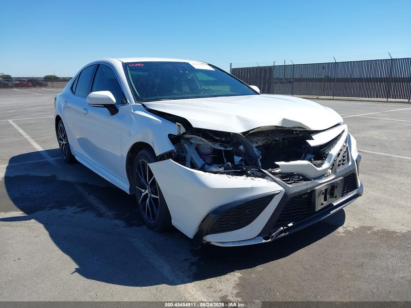 2023 TOYOTA CAMRY auction photo 6