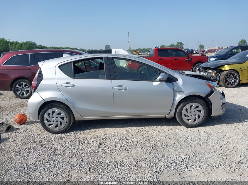 2016 Toyota Prius C Two VIN: JTDKDTB39G1139425 Lot: 45454928