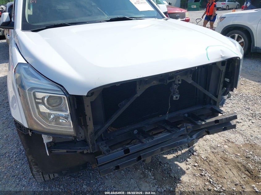 2019 GMC YUKON auction photo 6