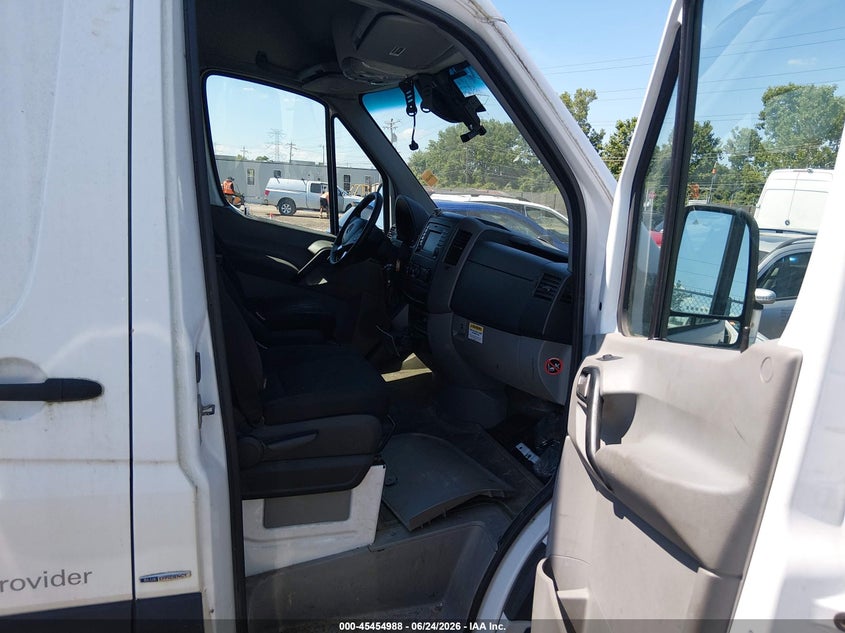 2016 MERCEDES-BENZ SPRINTER 2500 auction photo 5