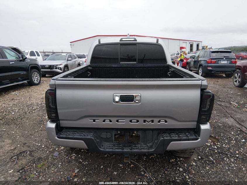 AtlanticExpress - Toyota Tacoma