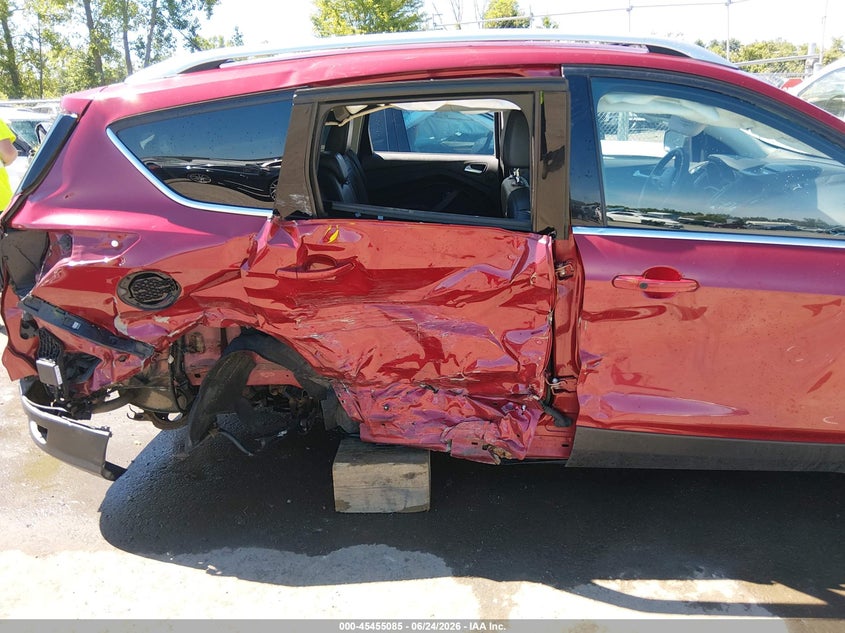 2017 FORD ESCAPE auction photo 6