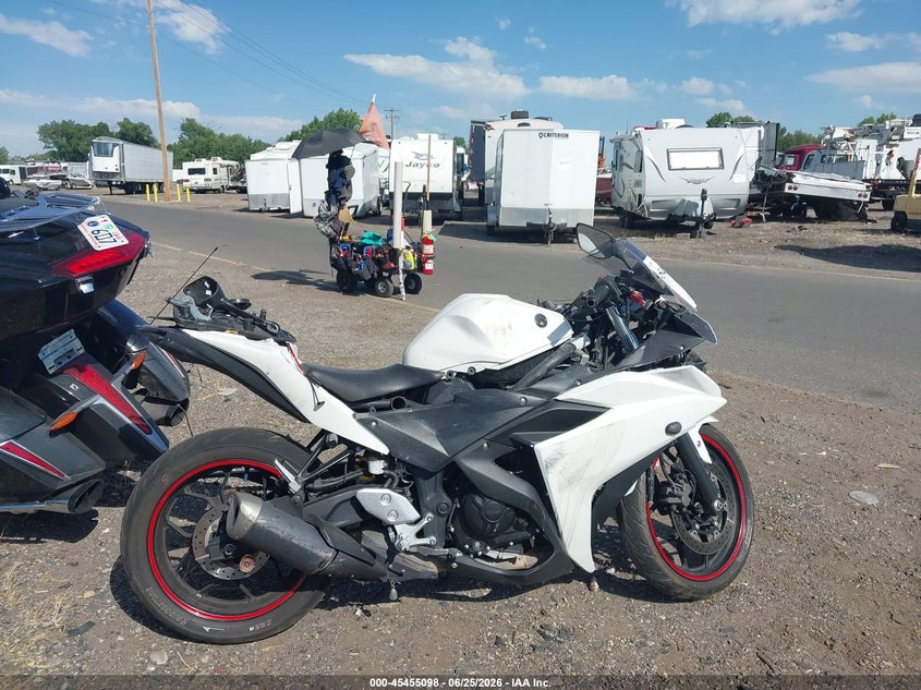 2017 Yamaha Yzfr3 A VIN: MH3RH15Y7HK002852 Lot: 45455098