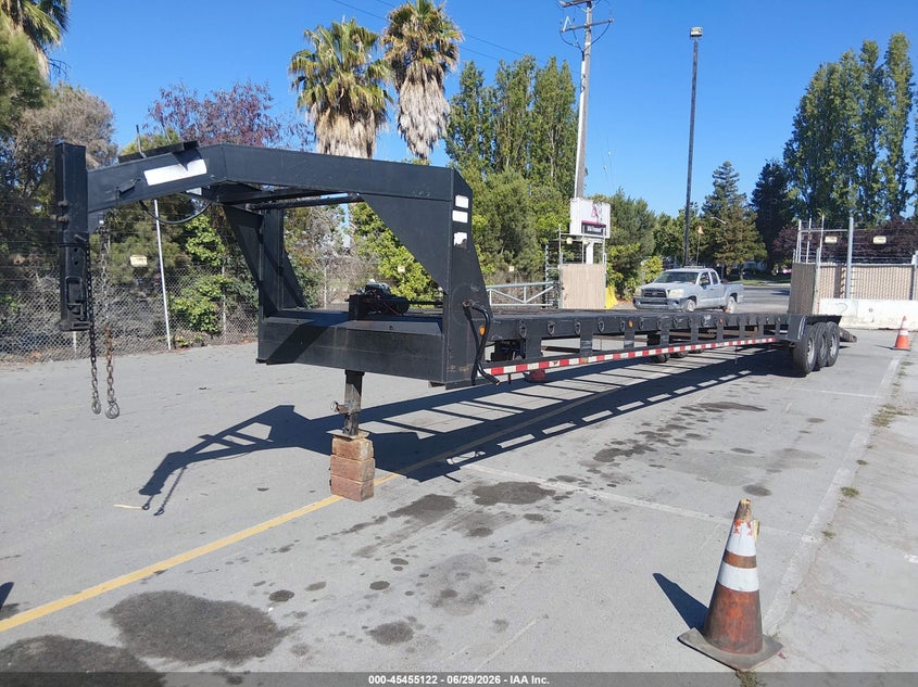 2019 KAUFMAN TRAILER auction photo 2