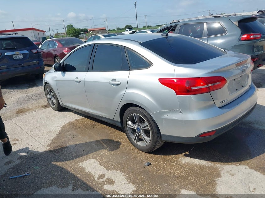 Vin: 1fadp3fe4hl290194, lot: 45953379, ford focus se 20173
