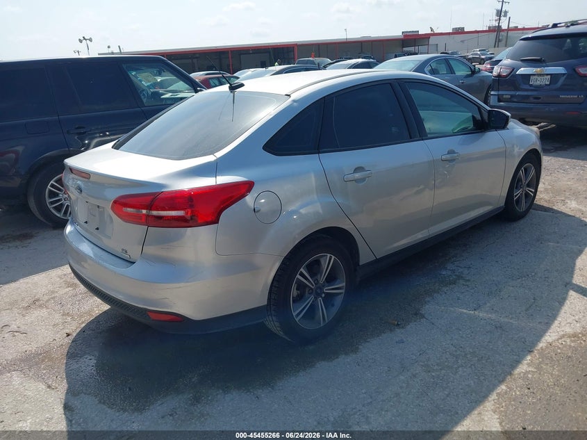 Vin: 1fadp3fe4hl290194, lot: 45953379, ford focus se 20174