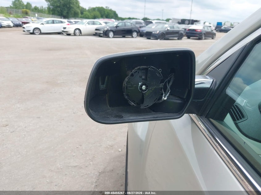 2014 GMC TERRAIN auction photo 6