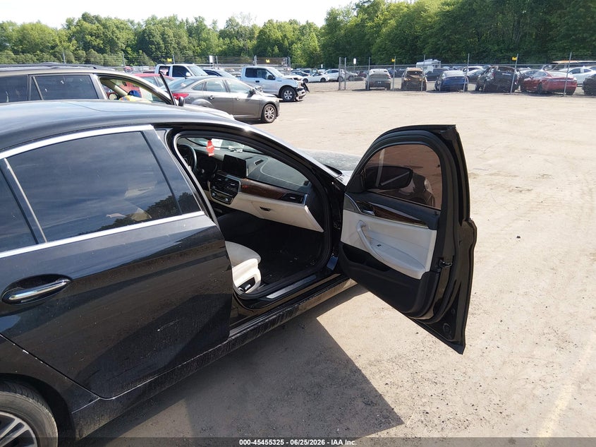 2017 BMW 540I auction photo 5