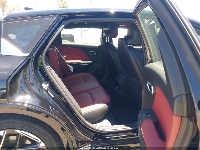 2025 KIA K4 SEDAN 2.0L I-4 DOHC, VVT, 147HP
