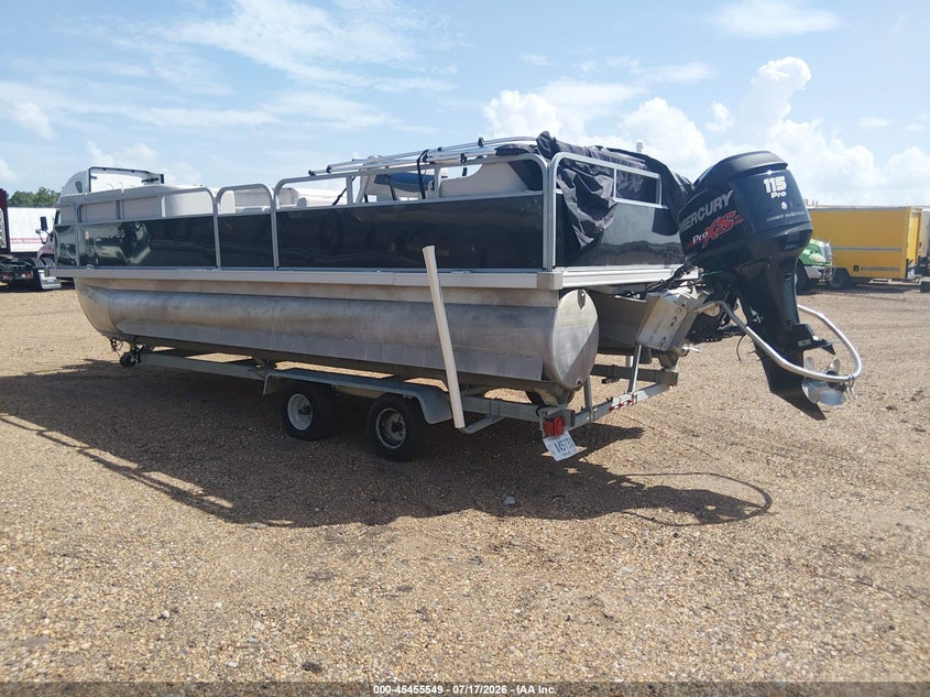 2001 FOREST RIVER 322FC ODYSSEY auction photo 3