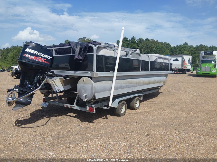 2001 FOREST RIVER 322FC ODYSSEY auction photo 4