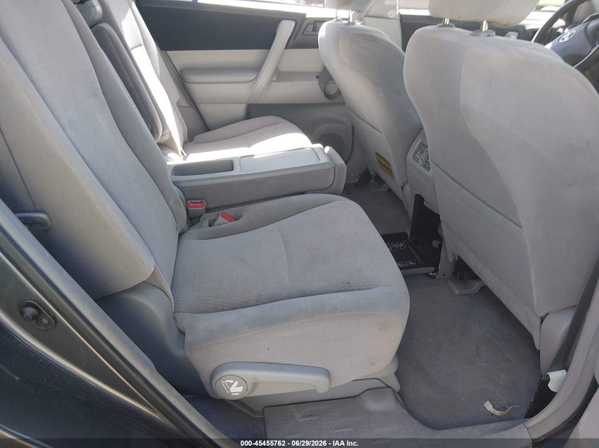 2008 TOYOTA HIGHLANDER auction photo 8