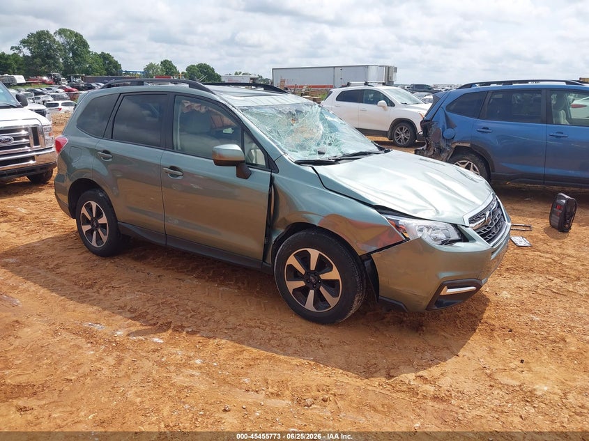 Vin: jf2sjagc2hh579082, lot: 45953886, subaru forester 2.5i premium 2017 img_1